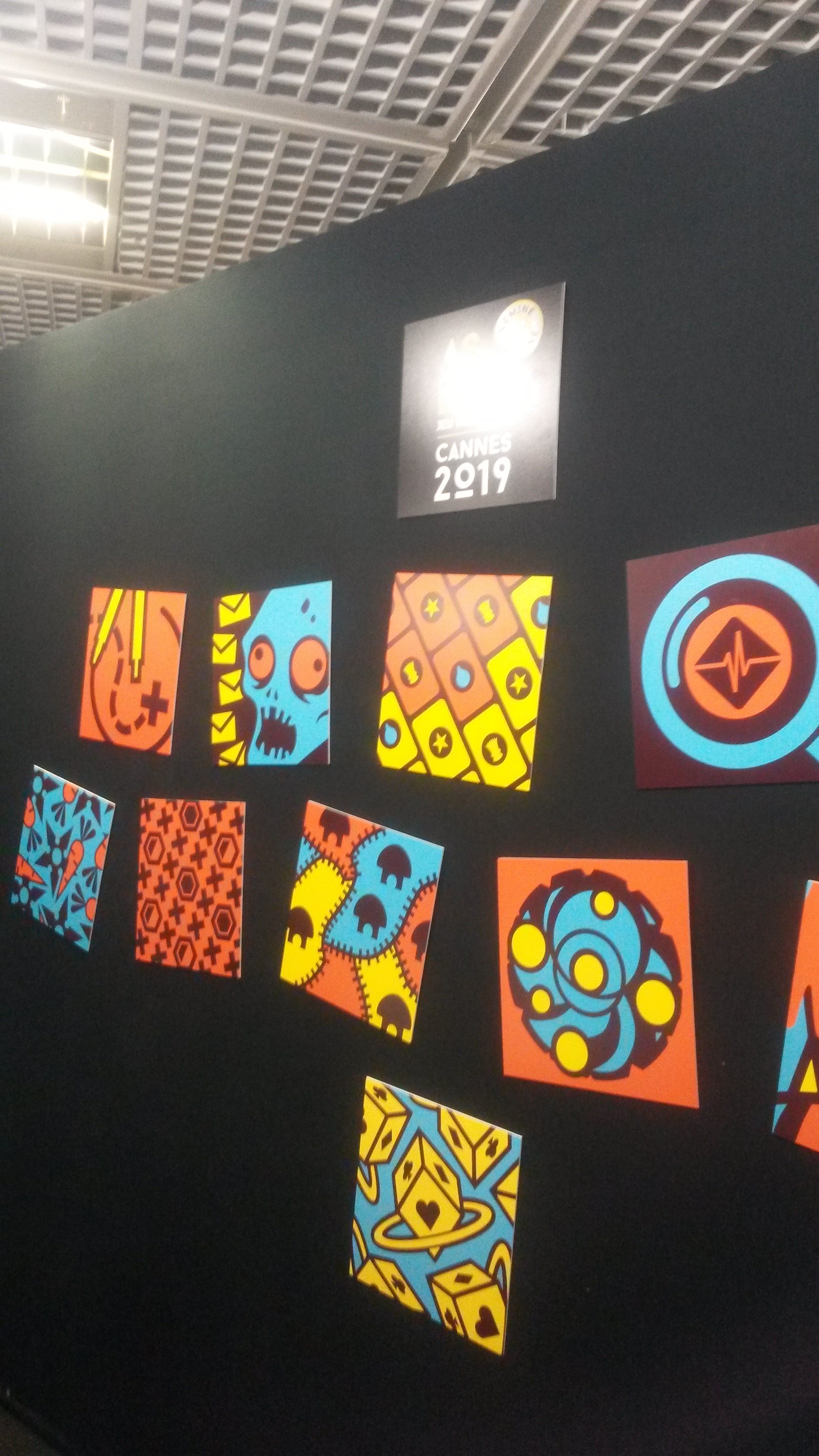 Exposition Twin It Cannes Croisette